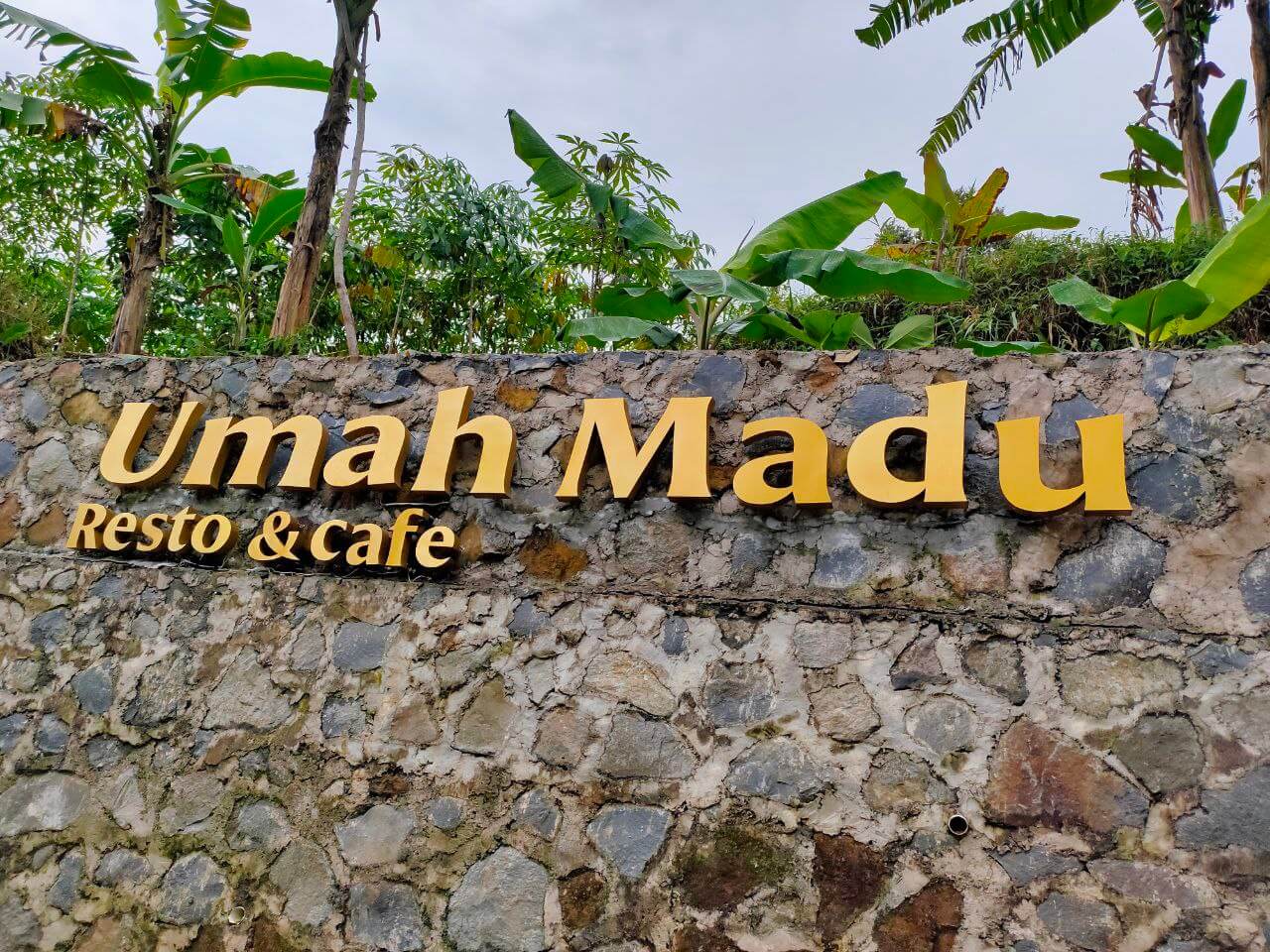 Restoran Umah Madu Puncak Bogor