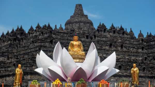 Perayaan Waisak Candi Borobudur